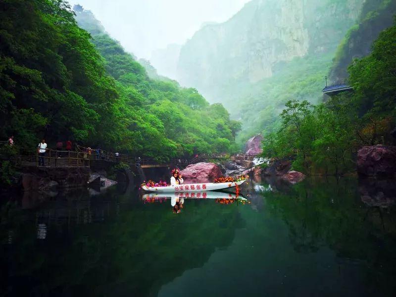 乌市高铁站在哪里